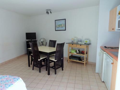 Apartamento Studio Vue Mer Parking Piscine Tennis