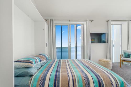 Harbour View - Westmere Holiday Apartment