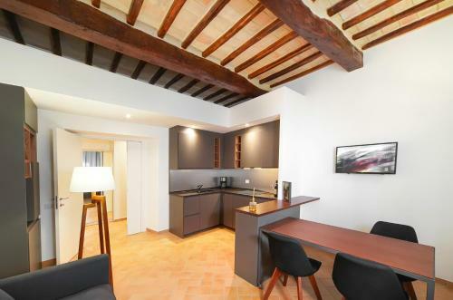 Palazzo Bozzoni Assisi Boutique Apartments