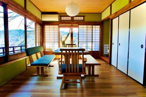 Nara Yoshino, A Hideaway With A Superb View