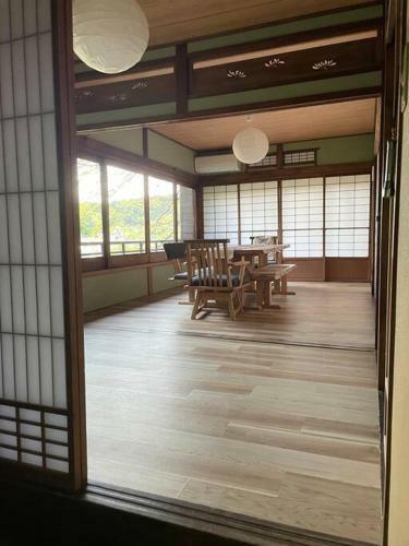 Nara Yoshino, A Hideaway With A Superb View