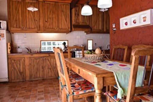 Casa Vineros = Monta�a + Relax + Bodegas + Verde