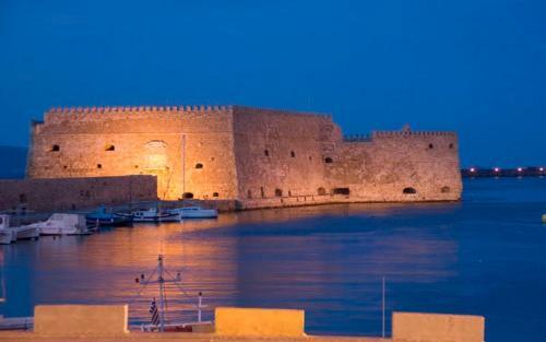 Apartment 4y In Heraklion City