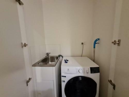 Apartamento Central Bourke St 2br Apt Close To Chinatown+wifi