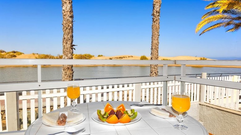 Cocoteros Apartments - Riversun Touristics