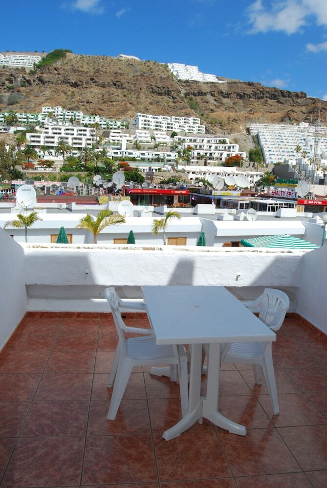 Apartamentos Montecarlo