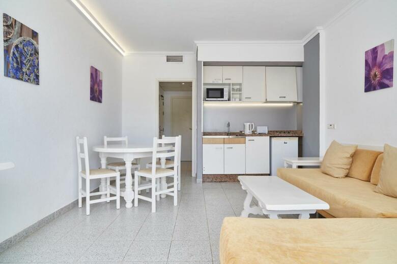 Invisa Hotel Casa Luis