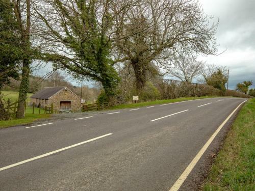 Pass The Keys The Old Stables, Cosy 1-bedroom Barn Conversion