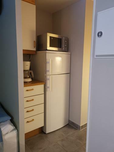 Apartamento Fresh Studio With Parking
