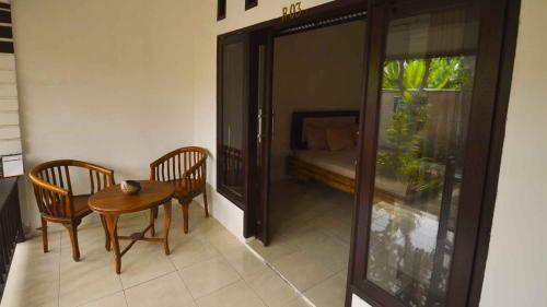 Hostal Gili Guest House & Souvenir Shop