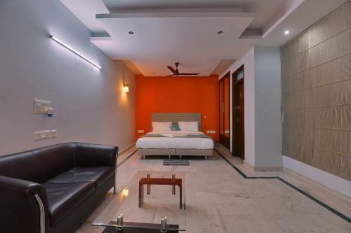 Hotel Capital O 11625 Retreat Inn