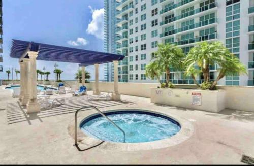 Apartamento Luxurious Condo With Parking In Brickell Miami