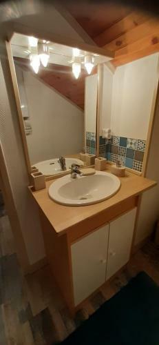 Apartamento Studio Climatis� Cosy Pour Visiter L'auvergne