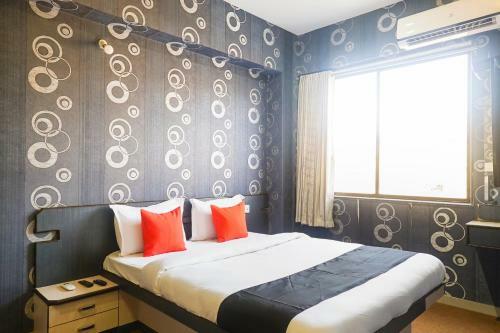 Hotel Capital O 68692 Victory In Evening