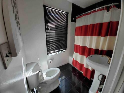 Lovely 4 Bedroom Next To Philadelphia