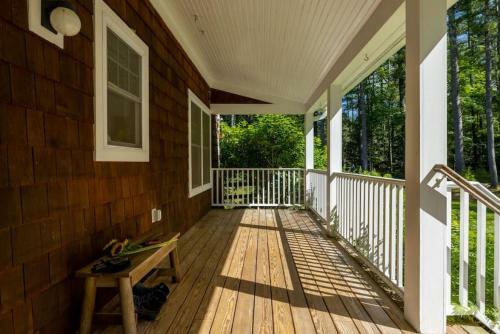 New Paradise In Woodstock With Pool