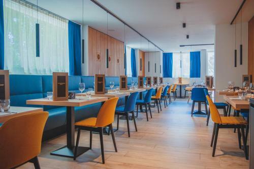 Schlosshof Charme Resort ? Hotel & Camping