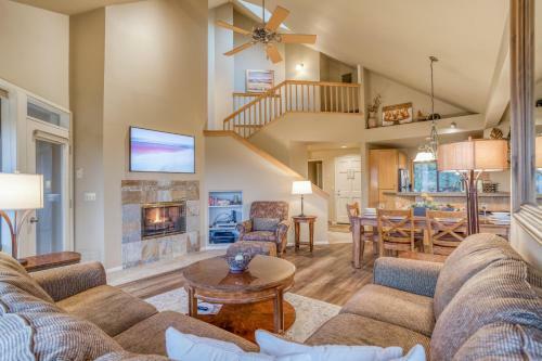 River Ridge 432ab
