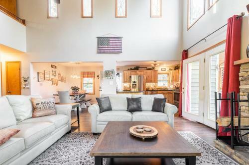 Wildcat Lodge Views Hot Tub Game Room