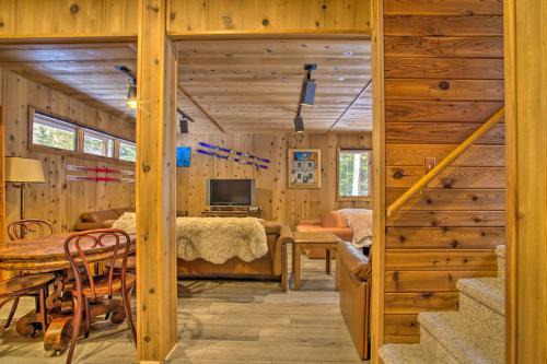 Tranquil Dumont Home With Creek And Mtn Views!