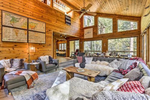 Tranquil Dumont Home With Creek And Mtn Views!
