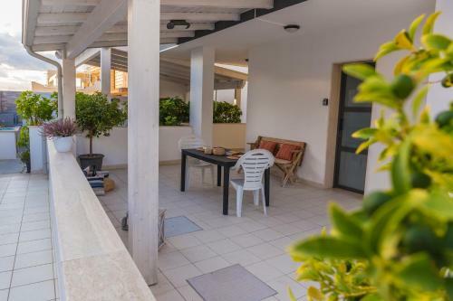 Apartamento Mareinsicilia: Appartamenti Larica