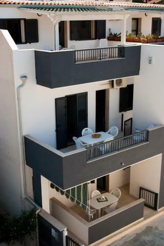 Apartamento Mareinsicilia: Appartamenti Larica