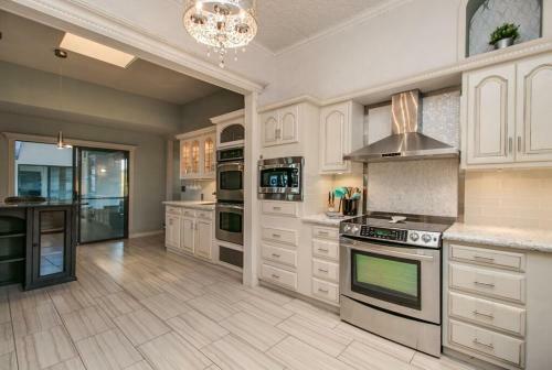 Spectacular Fountain Hills 5 Bdrm Wpool And Views