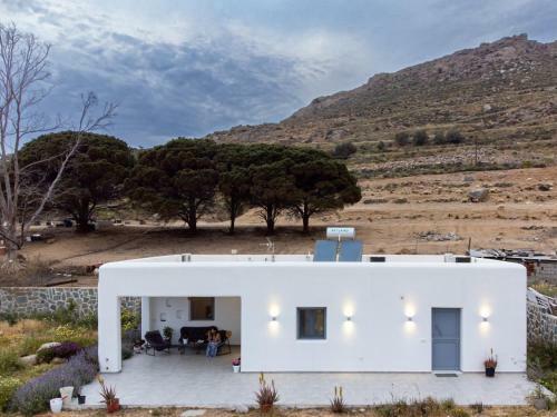 Cycladic Home On The Hill With Beautiful Views!!