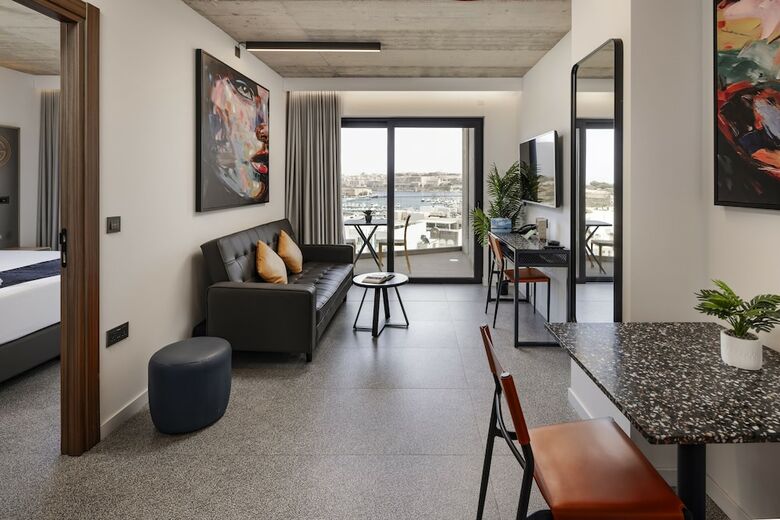 Hotel Grands Suites