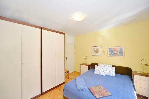 Sea View Apartment, Free Parking, Great Location