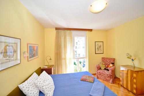 Sea View Apartment, Free Parking, Great Location