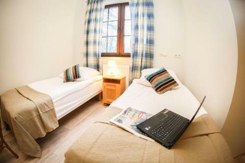 Hostal Go?ciniec Dom Kresowy Przewi??