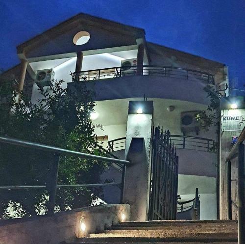 Apartmani Savovi?