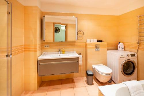 Old Riga Two Bedroom Apartment At Galleria