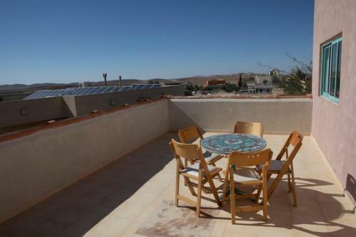 Hostal ?? ???