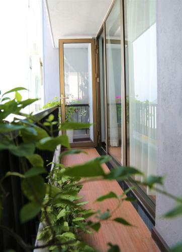 Hotel Flower Beachstay & Coffee ?� N?ng