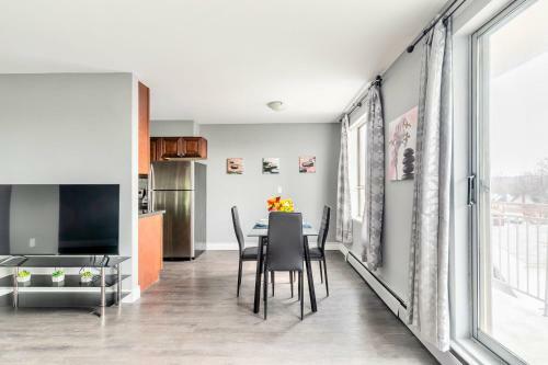 Apartamento Bright 1br King Apt - Near Dt Hamilton!
