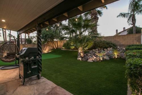 Amazing Remodeled Scottsdale 5 Bdrm Wpool