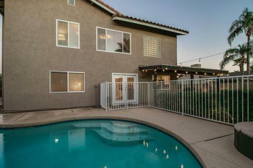 Amazing Remodeled Scottsdale 5 Bdrm Wpool