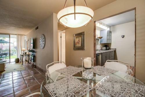 Charming 1-bdrm Condo Steps To Old Town Scottsdale