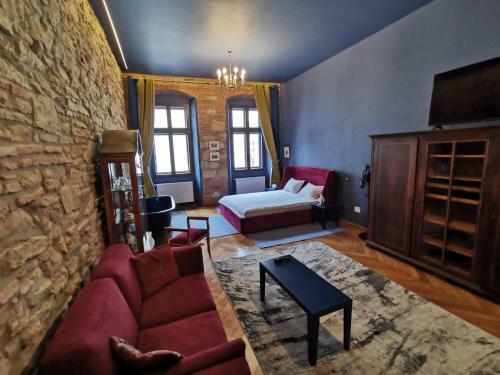 Apor Apartments