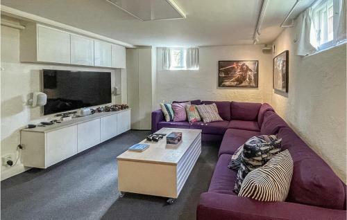 Nice Home In G�teborg With Wifi And 3 Bedrooms
