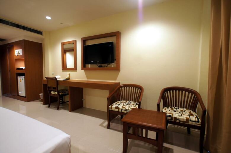 Hotel Khaolak Sunset Resort