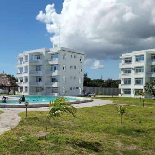 Apartamento Lovely 2-bedroom Condo With A Pool.