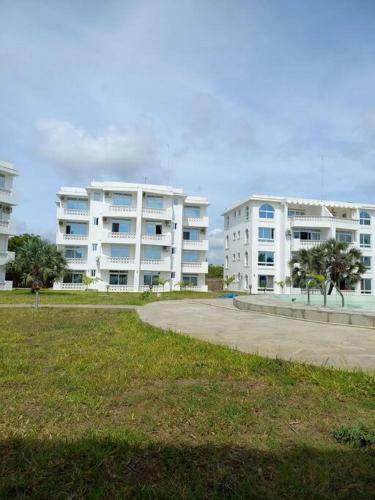 Apartamento Lovely 2-bedroom Condo With A Pool.