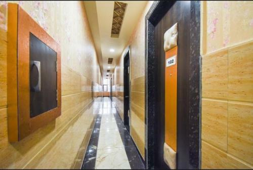 Hotel Ravi Residency