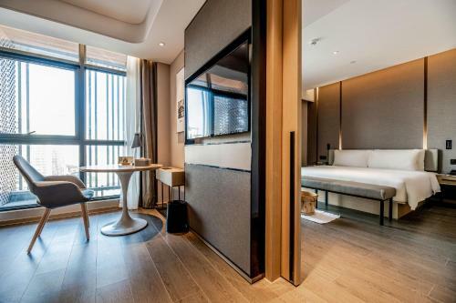 Atour S Hotel Shenzhen Longgang Zhonghaixing