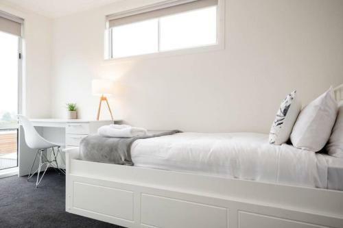 Cute Apartment On The City Fringe