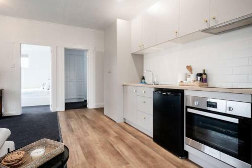 Cute Apartment On The City Fringe